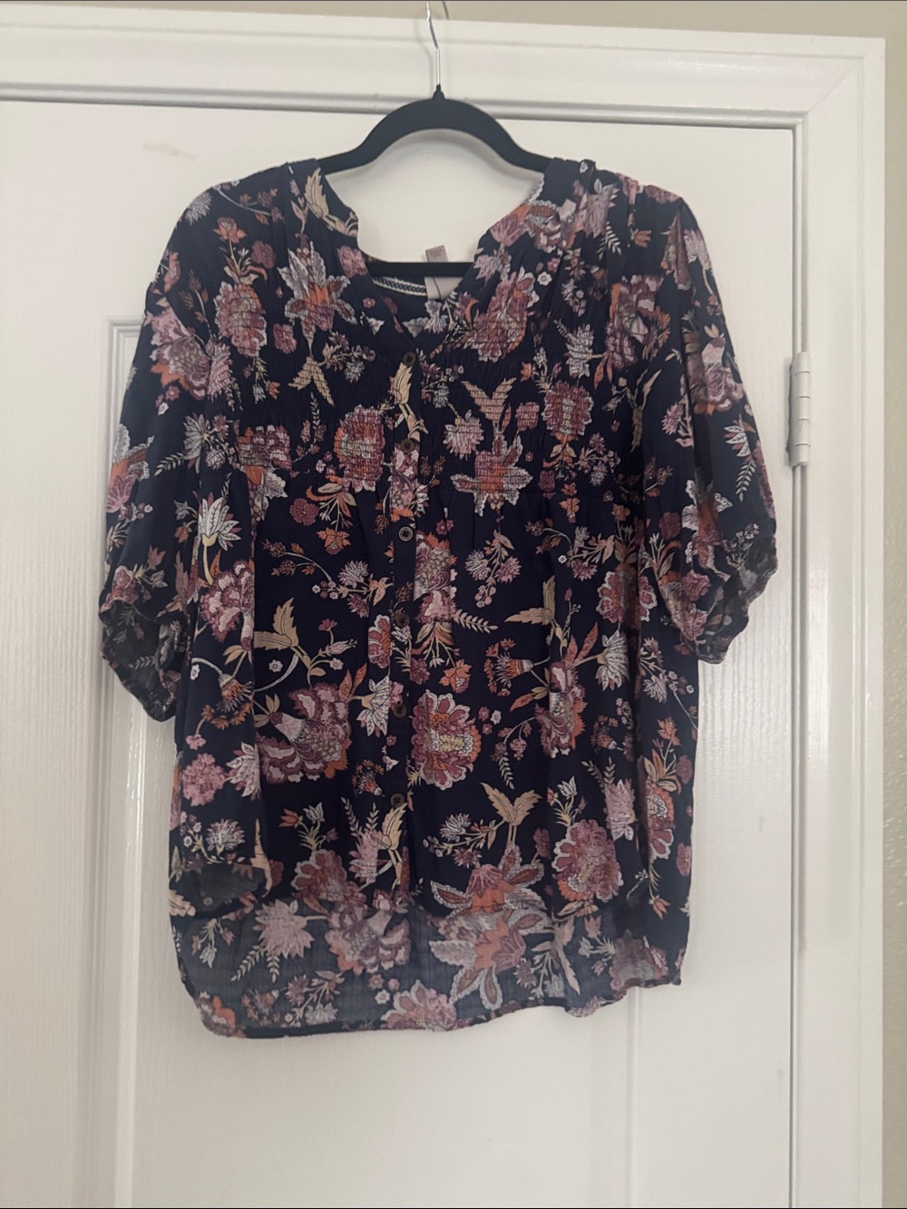 Knox Rose Black Floral Pintuck Peasant Blouse